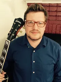 Head shot of David Mancevice.
